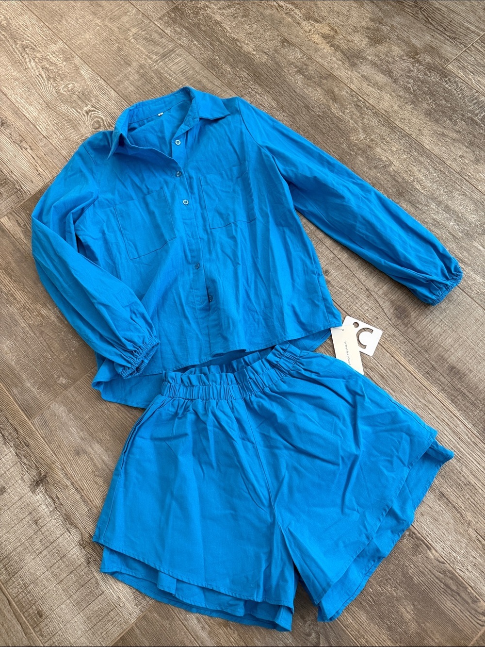 Bright Blue Two-Piece Button-Up Top & Elastic Waist Shorts Set size small